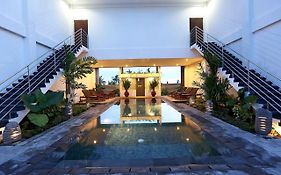 Williams Place Apartment Bali
